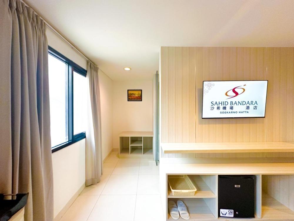 เฟฟโฮเต็ล บันดารา ตังเกรัง Hotel ทังเกอรัง ภายนอก รูปภาพ